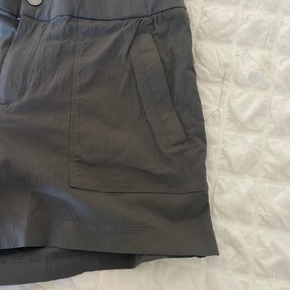 Athleta active wear shorts - Picture 2 of 7